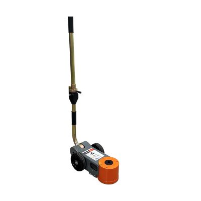 MRIMFJ-S30T-48 image(0) - Martins Industries 33-Ton Professional Portable Air/Hydraulic Floor Jack