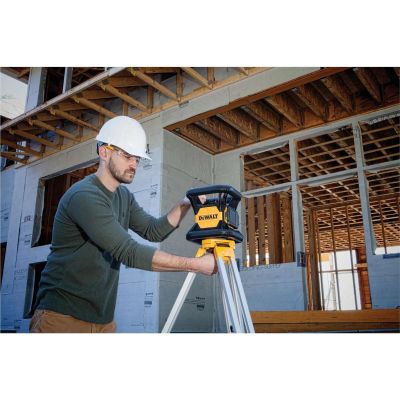 DWTDW079LG image(1) - DEWALT 20V Max Rotary Laser Level, Green