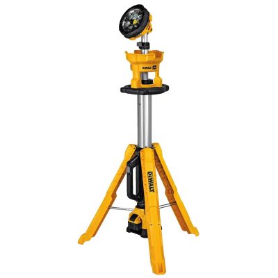 DWTDCL079R1 image(0) - DeWalt 20V MAX* LED Work Light and Tripod Kit