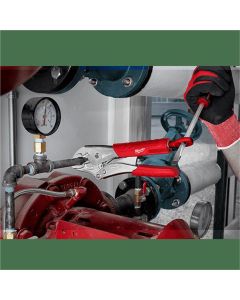 MLW48-22-3405 image(0) - Milwaukee Tool 5" Locking Pliers  Curved Jaw w/ Durable Grip