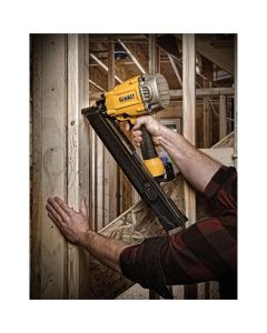 DWTDWF83PT image(2) - DEWALT 30 Degree Paper Tape Collated Framing Nailer